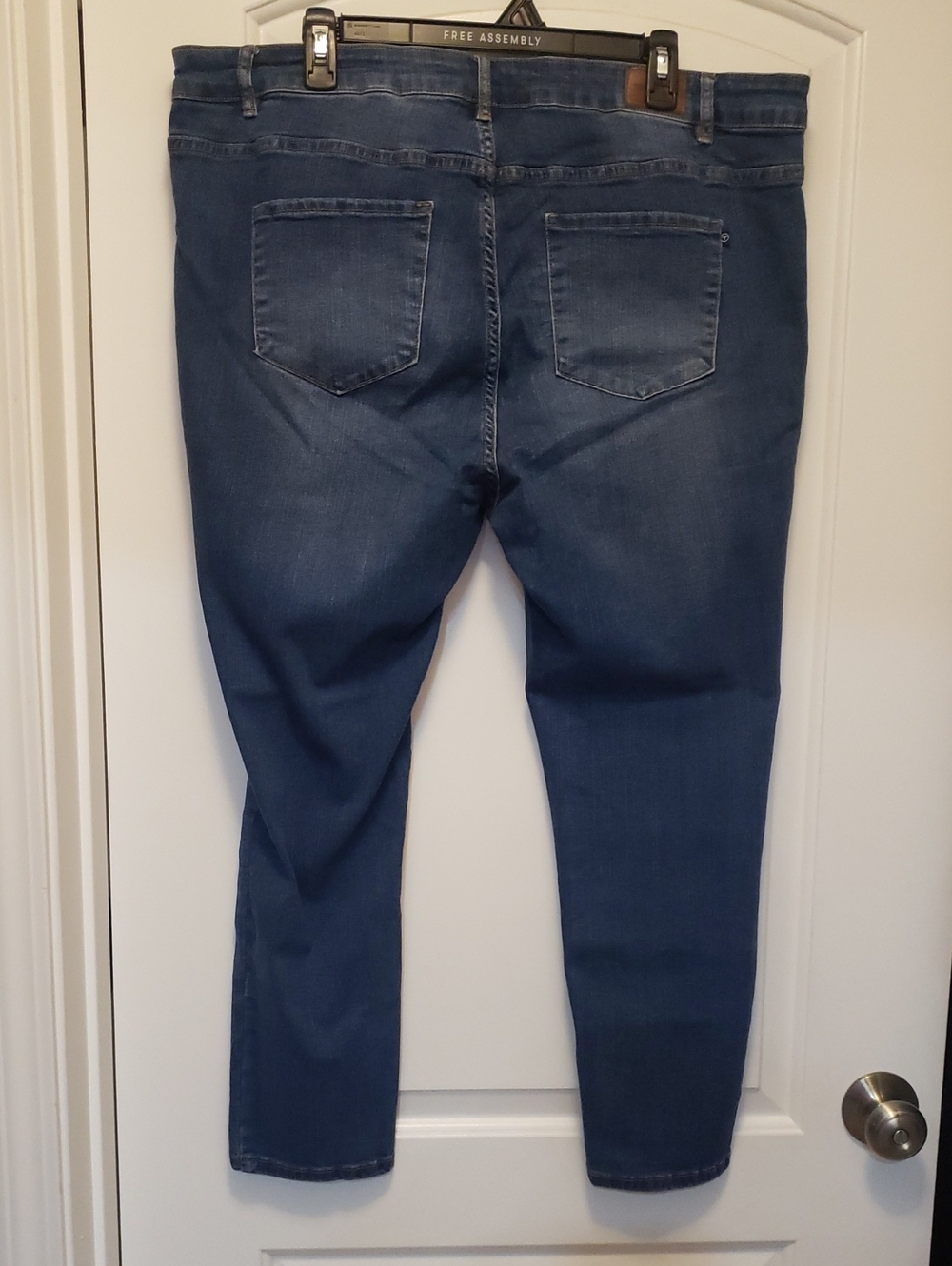 TAHARI Jeans 22W Chloe Fit Solution Skinny Great For Boots!!! - Picture 6 of 8